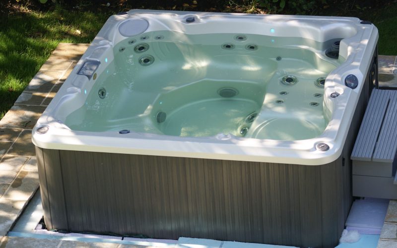 Jacuzzi Erdeven location de vacances Morbihan